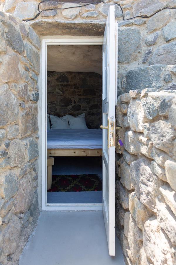 My Old Stone House In A 2 000 Sqm Private Garden With Fab Glamping Tent Mandraki  Luaran gambar